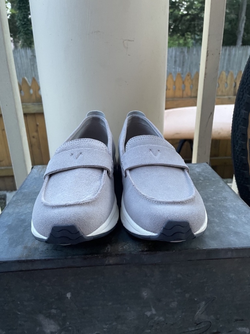 Women's Vionic Gray Slip-on "Walk Roam Slip on" Sneakers Size 8 - Picture 5 of 7